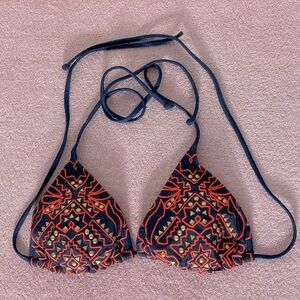 5/$25 Xhilaration Blue Orange Triangle Bikini Top M